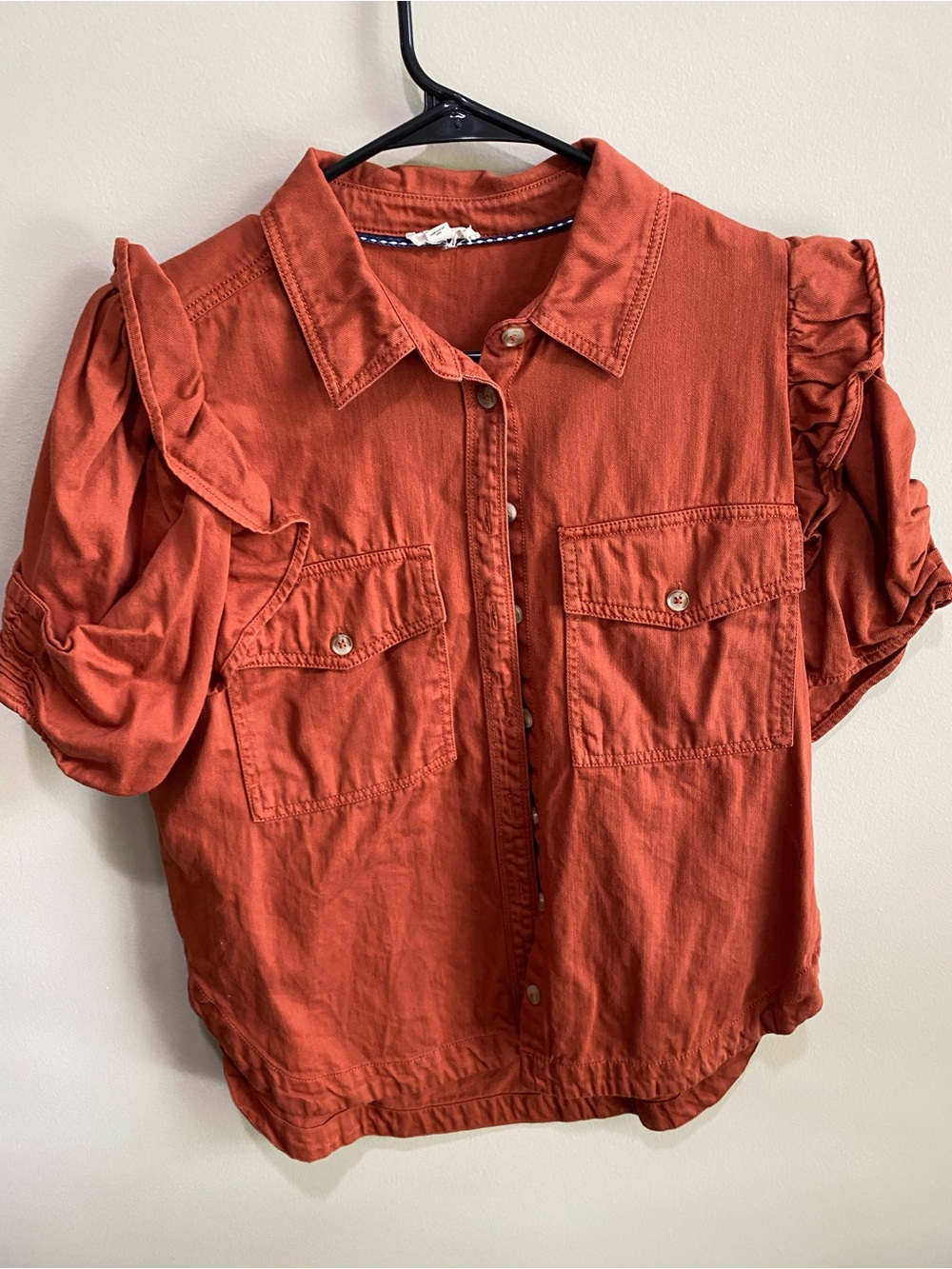 Pilcro Ozzi Ruffle-sleeve Buttondown Shirt